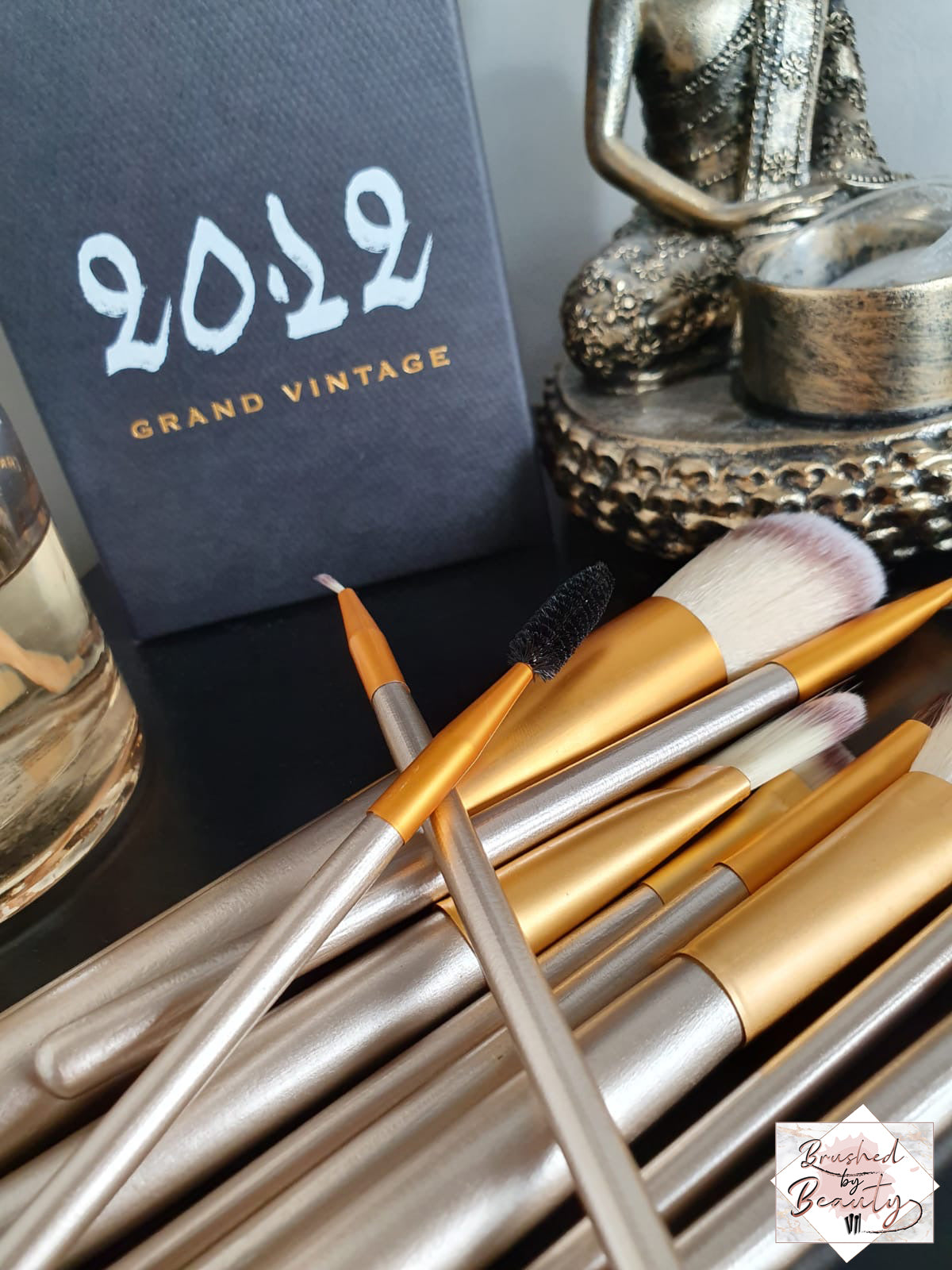 Champagne Mami - 12 Piece Makeup Brush Set